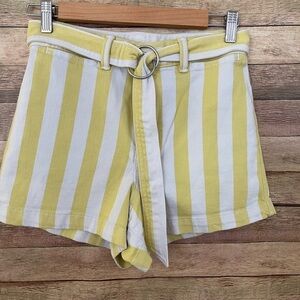 Gap Women’s 4” High Rise Yellow White Stripe Shorts Size: 4